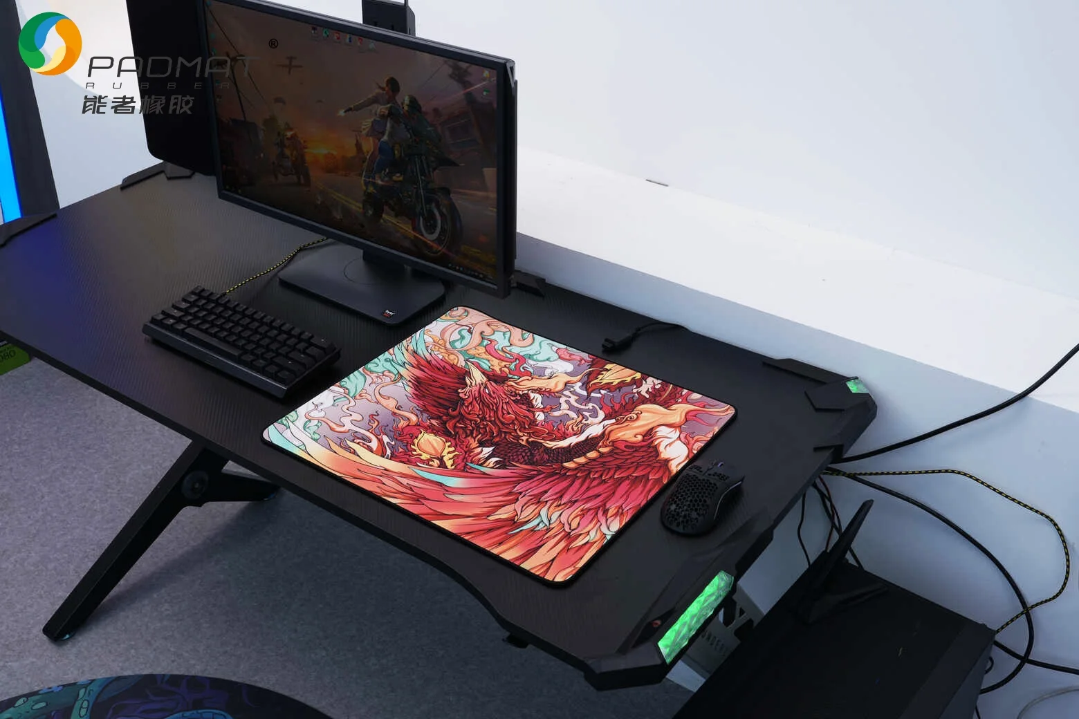 Speed gaming mouse pad with ultra-smooth woven fabric surface designed for fast response, precise positioning, and arm-flow gameplay.
